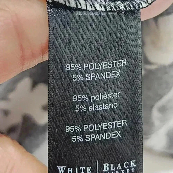 White House Black Market Floral Print Short Sleeve Crewneck Cutout Blouse M - Picture 6 of 7